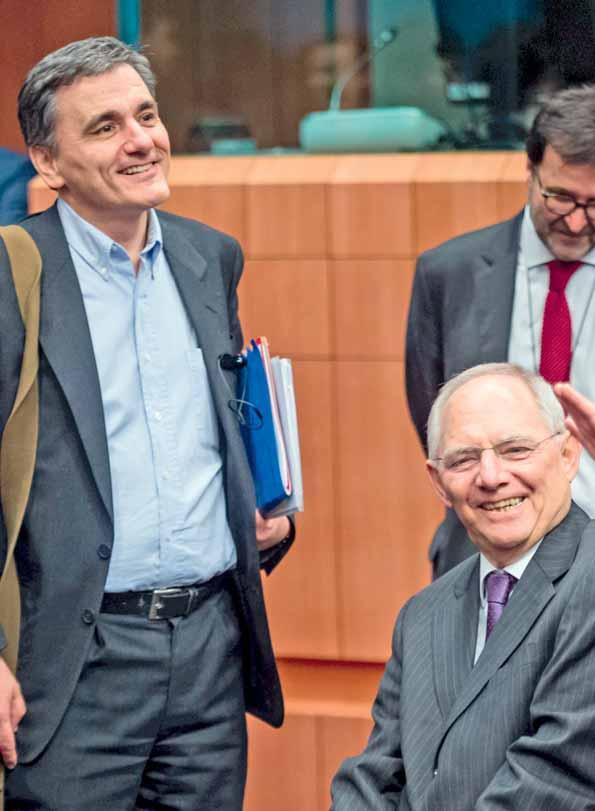 Σε απευθείας σύνδεση τελετουργικά ραντεβού του Αμερικανού αρσενικό ψεύτικο
