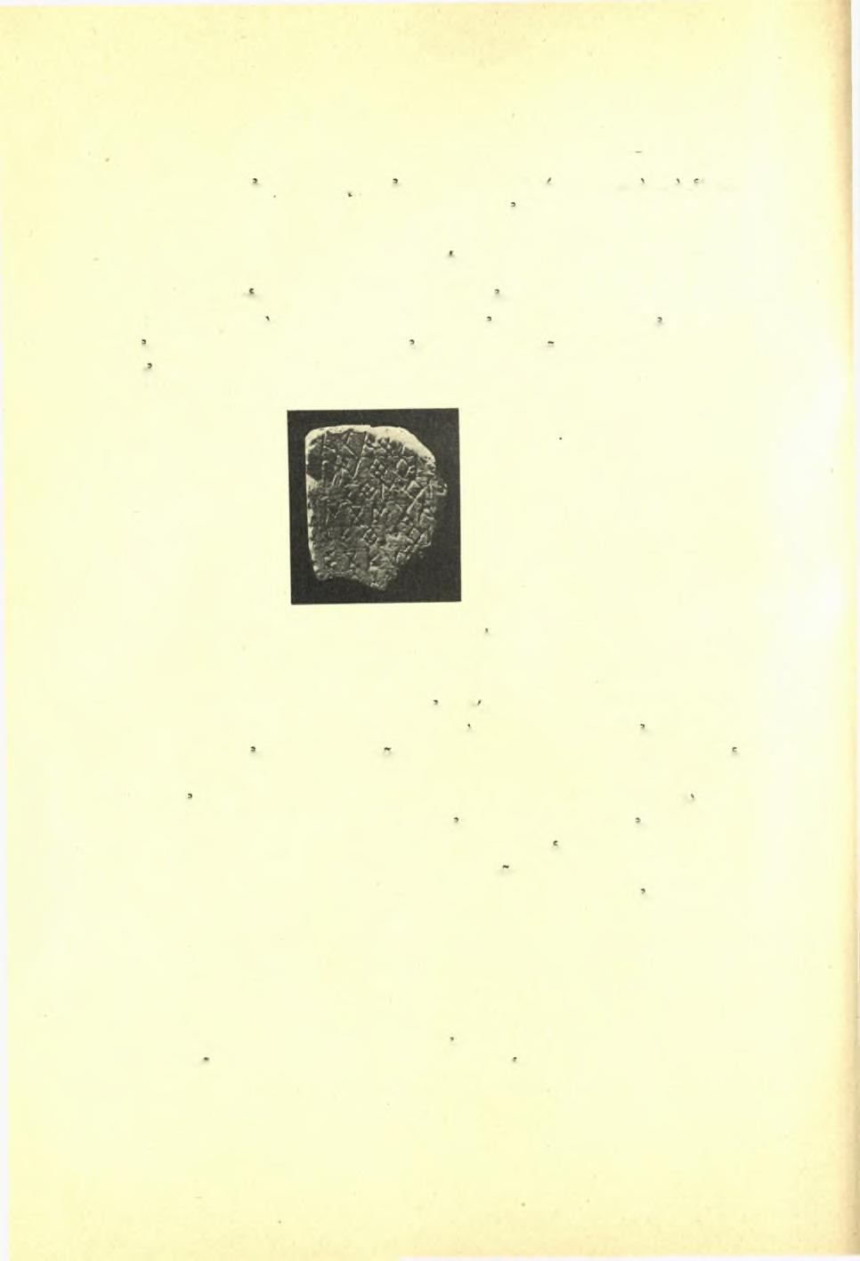 70 Πρακτικά τής Αρχαιολογικής 'Εταιρείας 1932 Έφέσφ 1 καί εν Μαγνησία τή επί Μαιάνδρφ 12. Σύγχρονον προς τα ελληνιστικά παραδείγματα είναι πιθανώτατα καί τό ανάλημμα τής Σικυώνος. Κινητά ευρήματα.