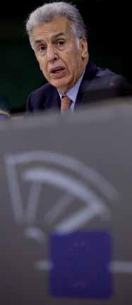 Ο Ευρωπαίος Διαμεσολαβητής Τον Ιανουάριο το Κοινοβούλιο επανεξέλεξε τον κ. Νικηφόρο Διαμαντούρο ως Ευρωπαίο Διαμεσολαβητή.