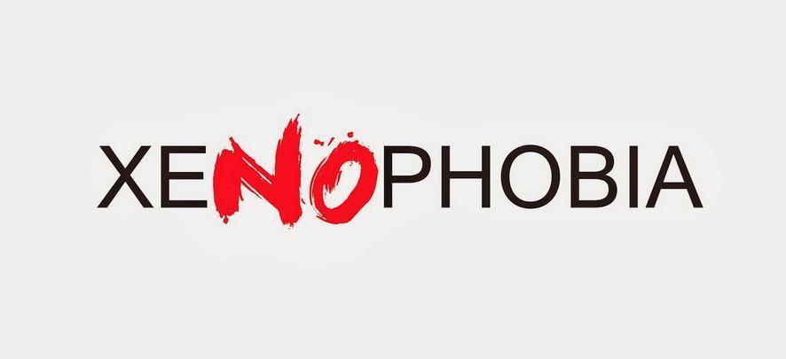 Ρατσισμός Είναι η αντίληψη ότι οι άνθρωποι δεν είναι όλοι ίσοι μεταξύ τους, αλλά διαχωρίζονται σε ανώτερους και κατώτερους, διακρινόμενοι είτε από το χρώμα του δέρματος, είτε από την εθνικότητα, είτε