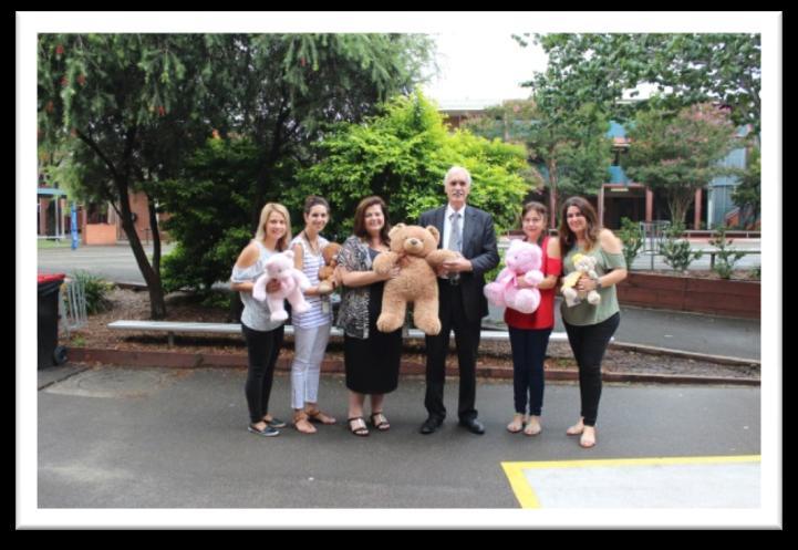 teddy bears and have a Teddy Bears Picnic in the School playground.