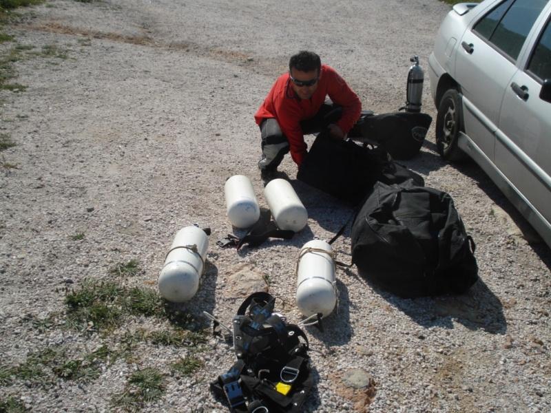 Εργαστήριο Sidemount Κείμενο: Αργύρης Αργυριάδης Το τμήμα Τεχνικής Κατάδυσης διεξήγαγε με επιτυχία ένα ακόμα εργαστήριο τεχνικής κατάδυσης, αυτή τη φορά με αντικείμενο την πλάγια αγκίστρωση