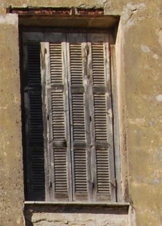 Εικόνα 2.18. Γαλλικό παράθυρο ανατολικής όψης. μονώροφου κτιρίου. Εικόνα 2.19.