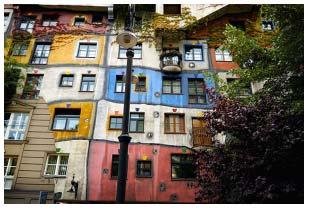 Το «Χούντερτβασερ Χάους» (Hundertwasserhaus) είναι ένα συγκρότημα διαμερισμάτων που