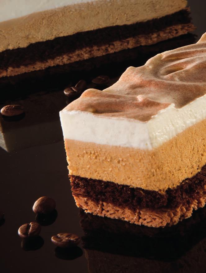 Freddo Cappuccino Τραγανή Βάση PatisFrance Crousticrep Belcolade Milk Selection Ηλιέλαιο 450 g 1. Αναμιγνύουμε την λιωμένη Belcolade με το ηλιέλαιο και την τοποθετούμε στο ψυγείο. 2.