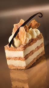 Victoria Mille-Feuille 14 Éclair Paris Brest 15 Cheesecake a l'ancienne 16 Cheesecake Mousse 17 Τάρτα Gianduja 18 Pistachio Cherry Cake 19 Gateau Praline a