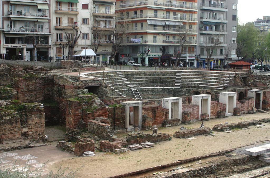 θέρωσή της το 1912, η Θεσσαλονίκη, σταυροδρόμι ιδεών και πολιτισμών, έπαιξε τον εκπολιτιστικό ρόλο της και στα υπόλοιπα Βαλκάνια, που βρίσκονταν στην υποτέλεια των Οθωμανών.