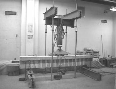 10 ο Φοιτητικό Συνέδριο «Επισκευές Κατασκευών 04», Μάρτιος 2004 Προετοιμασία πειράματος. Δοκοί χωρίς συνδετήρες.