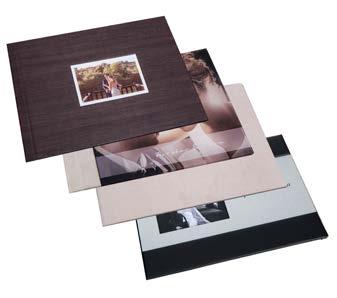 Ζητήστε μας κουτί με δείγματα εκτυπώσεων και εξωφύλλων Ένα πολυτελές ξύλινο κουτί που περιέχει άλμπουμ με δείγματα εκτυπώσεων