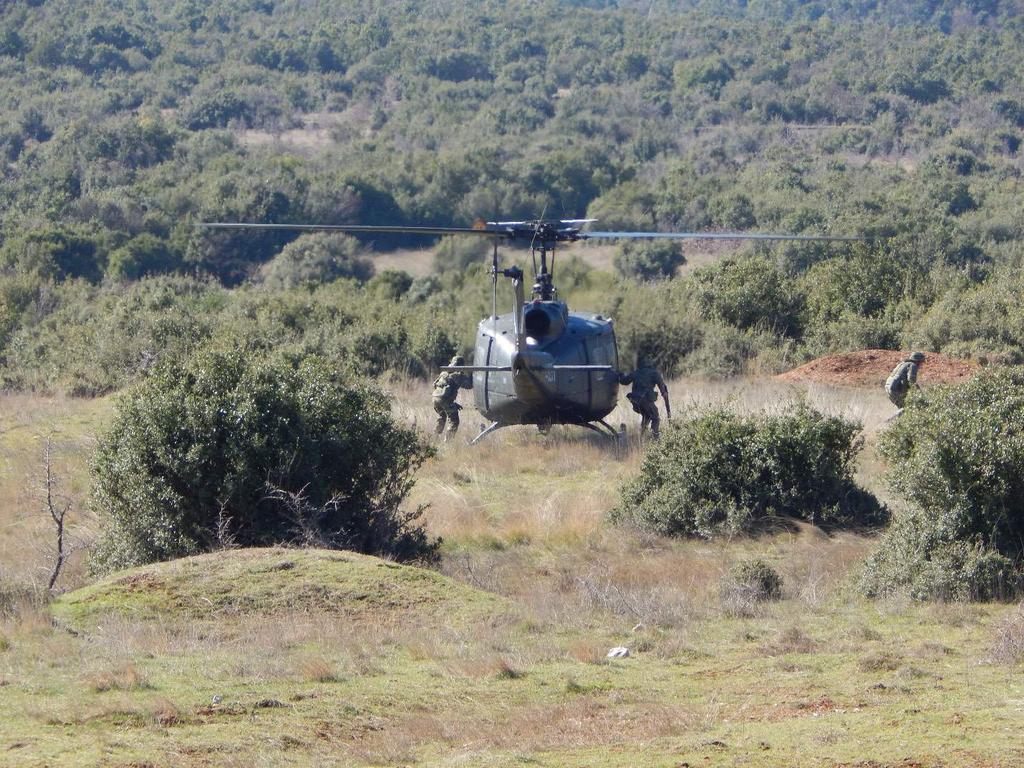 ALBUM 13 Μαρτίου 2015 ΟΛΟΚΛΗΡΩΣΗ 10ΗΜΕΡΗΣ ΕΠΙΧΕΙΡΗΣΙΑΚΗΣ ΕΚΠΑΙΔΕΥΣΗΣ ΑΝΘΛΓΩΝ ΠΖ-ΑΣ ΣΣΕ 2014 Την Παρασκευή 13 Μαρ 15 ολοκληρώθηκε το 10ήμερο επιχειρησιακής εκπαίδευσης των Ανθλγών ΠΖ - ΑΣ ΣΣΕ 2014 του