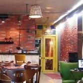 Despina Meyhane Açıkyol Sok. No:9 Şişli/İstanbul 0212 247 33 57 Μια απο τις πιο παλιές ταβέρνες του κέντρου τώρα αν και δεν έχει ελληνική διεύθυνση διαθέτει µερικά ενδιαφέροντα πιάτα.