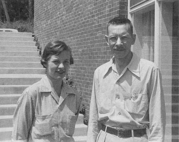 Martha Chase & Alfred Hershey Martha Chase (1927-2003) Γεννήθηκε στο Οχάιο