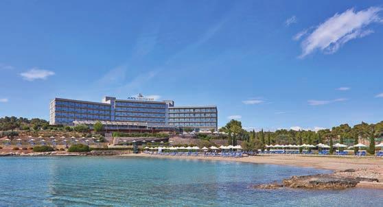 (χωρίς εκδροµές) ίκλινο Θέα Βουνό 81 121 ίκλινο Θέα Θάλασσα 90 135 3ο άτοµο Θέα Βουνό 62 144 3ο άτοµο Θέα Θάλασσα 68 158 3ο άτοµο έως 12 ετών ωρεάν ωρεάν Μονόκλινο Θέα Βουνό 138 206 Μονόκλινο Θέα