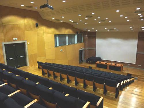 κατά την αρχαιότητα. Το σύστημα αποδείχτηκε ιδανικό, μια και εξασφάλισε οικονομία χώρου αλλά και σταθερότητα για τα πήλινα σκεύη που περιείχε.