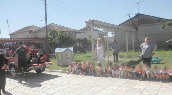 Από την Ελληνική Πολιτεία έχει καθιερωθεί η εορτή των Αγίων Πάντων ως ημέρα τιμής στους απόστρατους αστυνομικούς, για την επιβράβευσή τους και την αναγνώριση της προσφοράς τους στο Σώμα της Ελληνικής