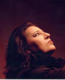 Farantouri, Singer
