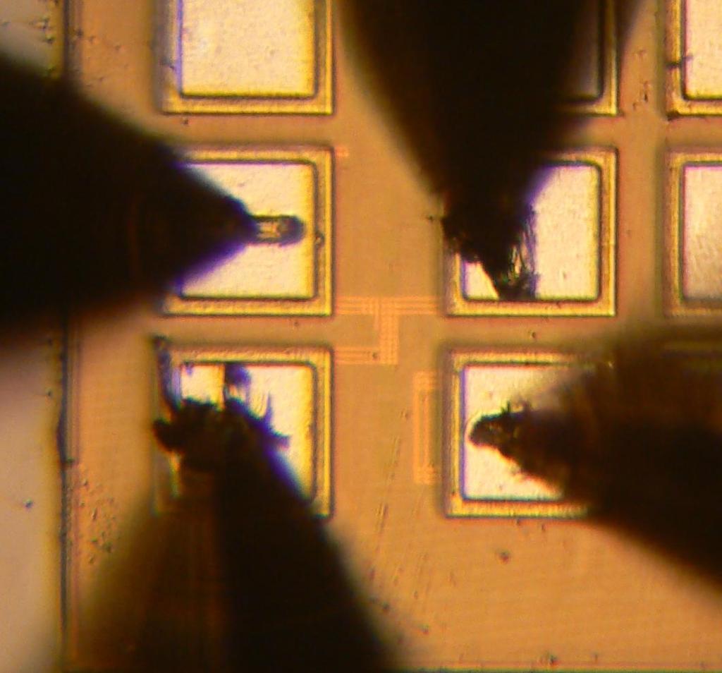 Δικόνα 1.2 NMOS On wafer Η δηαδηθαζία εμαγσγήο ησλ κεηξήζεσλ θαίλεηαη παξαθάησ: 1. Μέηξεζε ξεύκαηνο σο πξνο ηελ ηάζε πόισζεο. 2. Τπνινγηζκόο ησλ δηαγσγηκνηήησλ.