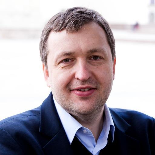 Ο Antanas Guoga εί ναι µέλος του Ευρωπαϊ κού Κοι νοβουλί ου, επιχειρηµατ ί ας και πολύ γνωστός παί κτης πόκερ.