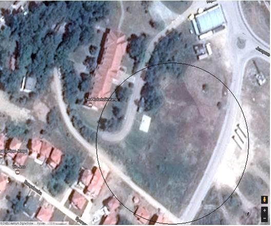 Makrolokacija i mikrolokacija 2. TEHNIČKI OPIS TERENA Izgradnja novog objekta sportske sale sa aneksom planira se na katastarskoj parceli broj 2366/44, KO Veliko Gradište.