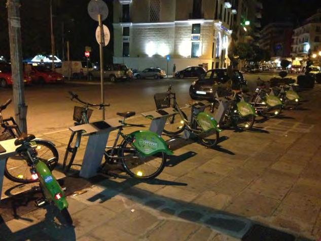 χρήση συστήματος δανεισμού δημοτικών ποδηλάτων, με ποσοστό 85% να αξιολογεί τη συμβολή του στη βελτίωση των μετακινήσεων από μέτρια έως πάρα πολύ.