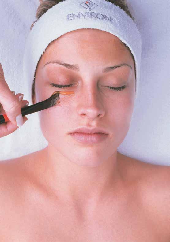 DF MACHINE Skin Recovery 45 min Πρωτόκολλο πάχυνσης της επιδερμίδας με πρωτόγαλα Το πρωτόγαλα έχει αναπλαστική και (Colostrum gel)καταπραϋντική δράση και ενισχύει το ανοσοποιητικό του δέρματος.
