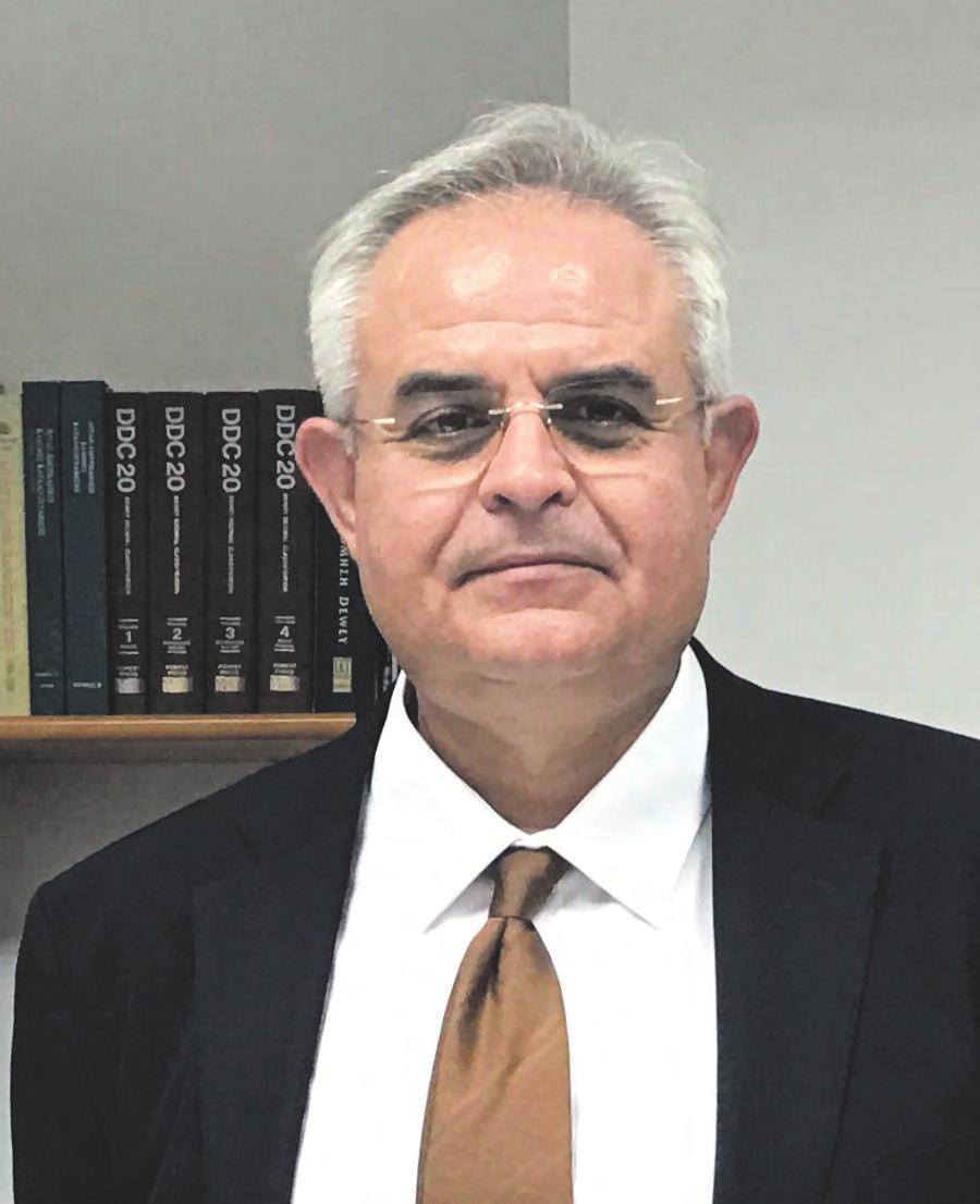 Ο Κόρι Γουέιν να κρεμάσει έξω να διασκεδάσει