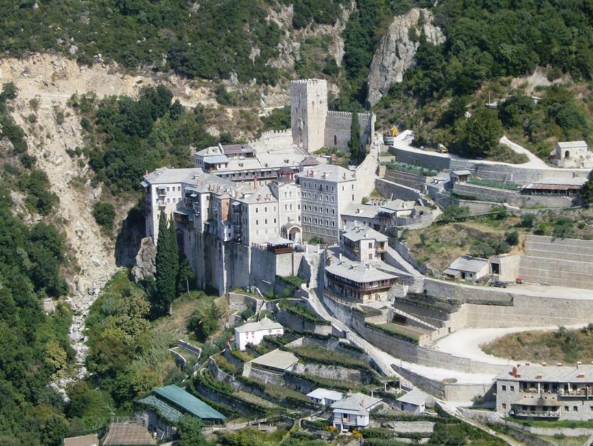 είναι αφιερωμένη στην Υπαπαντή του Χριστού (2 Φεβρουαρίου). Ιδρύθηκε στα τέλη του 9ου με αρχές του 10ου αι.