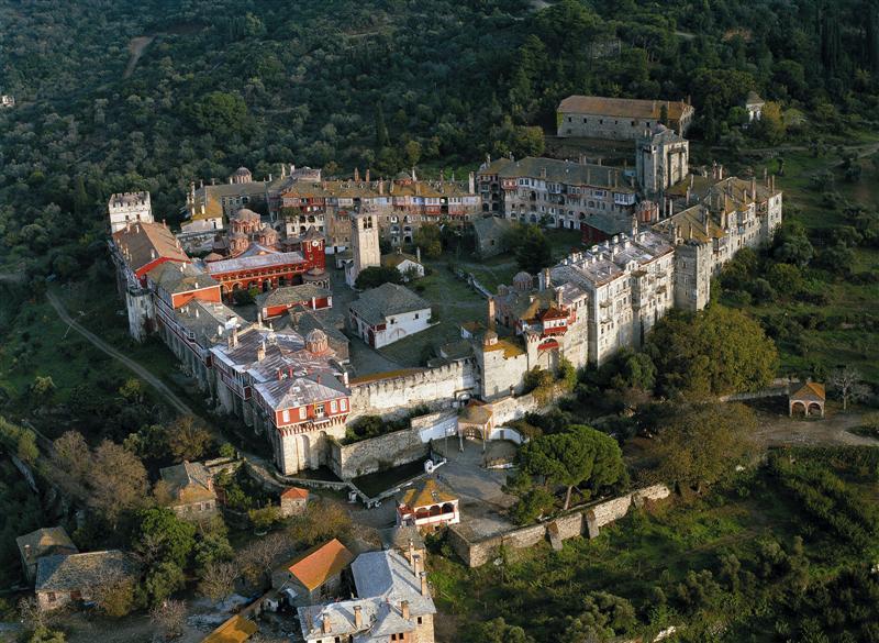 Πήρε το όνομά της από την "πεδιάδα των βάτων" και αποτελεί