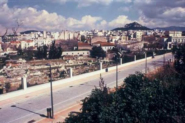 ΠΑΡΑΡΤΗΜΑΤΑ Εικόνα 3: Πεζοδρόμηση του τμήματος της οδού Ερμού από την Πλατεία
