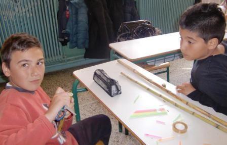 Τρομπέτα Θα χρειαστείς: Ηλεκτρολογικό σωλήνα, χωνί,