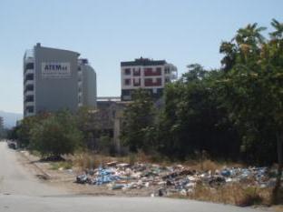 Εγκαταλελειμμϋνοσ χώροσ ςτουσ Λαχανόκηπουσ Πηγό: Επιτόπια