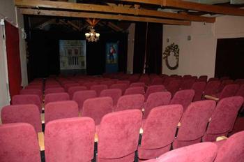 Το Θέατρο «Επίκεντρο», αποτελεί μια σύγχρονη θεατρική αίθουσα από το 2000 οπότε και αποφασίστηκε να λειτουργήσει ως εναλλακτική σκηνή του ΔΗΠΕΘΕ Πάτρας.