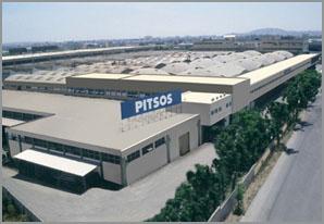 Το 1977, η BSH και η Siemens εξαγόρασαν το 60% του µετοχικού κεφαλαίου της ΠΙΤΣΟΣ AE, µίας ελληνικής εταιρείας οικιακών συσκευών η οποία είχε ιδρυθεί το 1865 και έχει µακρά παράδοση στην εγχώρια