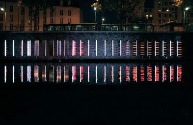 LAb[au] (Manuel Abendroth, Jérôme Decock, Alexandre Plennevaux and Els Vermang), flux, binary waves, Saint- Denis RER D station, Paris, 2008 The installation is composed of 32 rotating panels with
