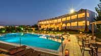 Niforeika Beach 3* ΝΙΦΟΡΕΙΚΑ ΑΧΑΙΑΣ Το Niforeika Beach Hotel βρίσκεται ακριβώς πάνω στην παραλία των Νιφορέικων.