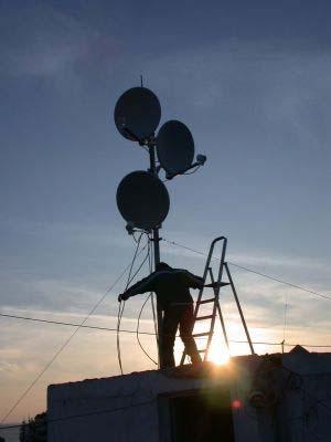 AWMN Stats & Facts Μάιος 2007 Ασύρματο Δίκτυο με χρήση πρωτοκόλλων επικοινωνίας ΙΕΕΕ 802.11a και 802.11b στις ISM μπάντες των 5.4 & 2.