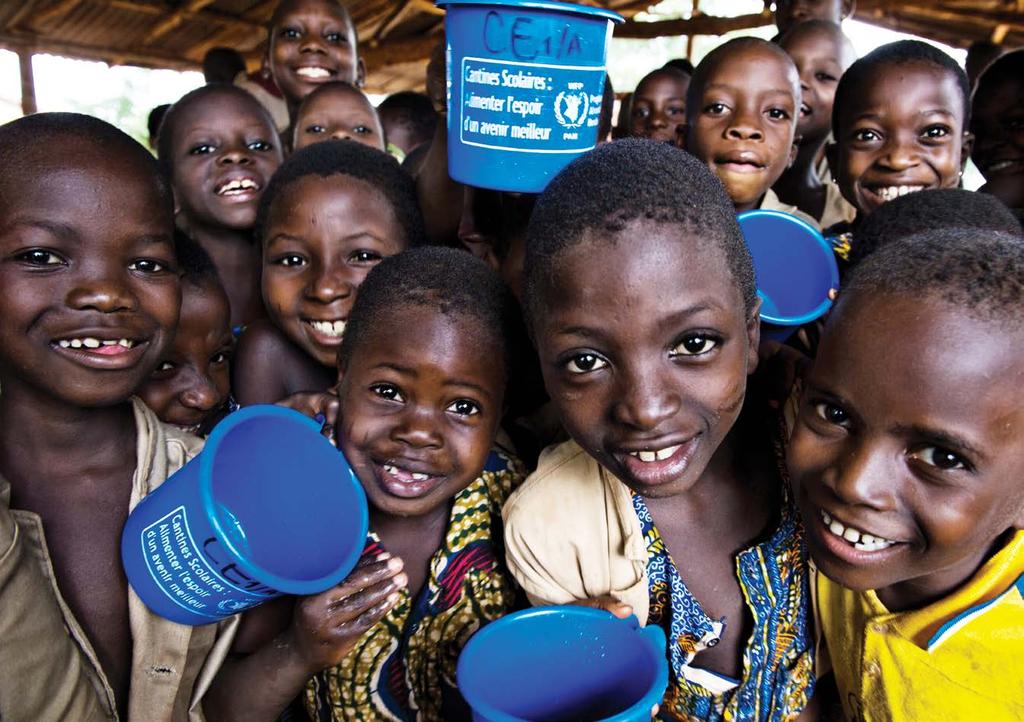 أوضاع التغذية المدرسية على المستوى العالمي 71 2013 70 يدعم شركاء التنمية التغذية المدرسية 5 كيف الفصل الخامس تقدم مجموعة واسعة من شركاء التنمية تشمل منظمات األمم المتحدة والمؤسسات والهيئات متعددة