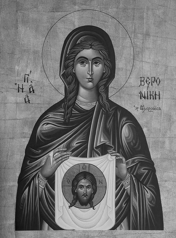 Μόρφωσαν τὴν κόρη τους σύμφωνα μὲ τὶς ἐπιταγὲς τοῦ Εὐαγγελίου, γι αὐτὸ καὶ ἡ Εὐφημία ἀπὸ πολὺ νωρὶς διακρίθηκε γιὰ τὸν ἅγιο ζῆλο της, τὸ σεμνὸ ἦθος καὶ τὴ φιλανθρωπία της.