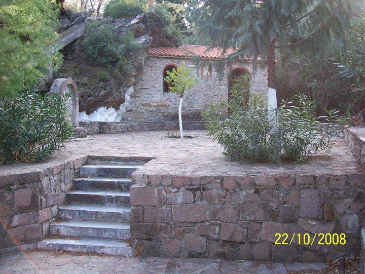 ΤΑ ΠΑΝΗΓΥΡΙΑ ΤΗΣ ΓΕΡΑΣ ΠΑΝΑΓΙΑΣ ΚΡΥΦΤΗΣ ΠΑΛΑΙΟΚΗΠΟΥ Το πανηγύρι γίνεται κάθε χρόνο την εποµένη της Κυριακής του Θωµά.