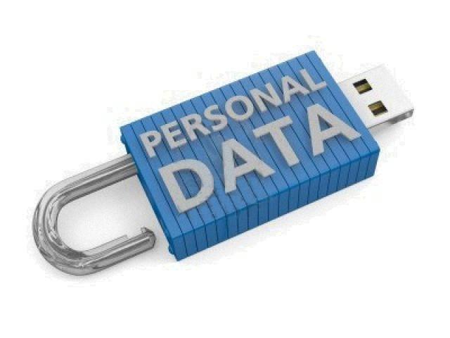 Παραβίαση προσωπικών δεδομένων και ιδιωτικότητας Προσωπικά δεδομένα του κάθε χρήστη είναι κάθε πληροφορία