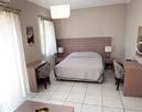 RESORT 5* Στην παραλία Πλατύ, κοντά στη Μύρινα, την πρωτεύουσα της Λήμνου. Πρόκειται για ένα ιδιαίτερα όμορφο συγκρότημα με εκπληκτική θέα στο απέραντο γαλάζιο του Αιγαίου.