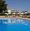 Ultra Suite 280 Nikki Signature Suite 212 U.Roof Top Suite 343 Lux Suites 230 Ultra Pool Suite 368 Επιβάρυνση 3ου ατόμου Ενήλικας ή Παιδί * 125 - *2-12 ετών γίνεται αποδεκτό μόνο σε Luux Suites.