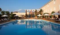 NAUTICA BAY 3* Τιμή κατ άτομο με ημιδιατροφή, κρασί και αναψυκτικά 1/6-9/7 10-30/7 1/6-9/7 10-30/7 31/7-22/8 & 1-13/9 & 23-31/8 & 1-13/9 & 23-31/8 31/7-22/8 Δίκλινο 160 215 265 224 301 371 3ο άτομο