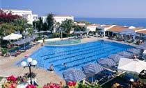 LOUIS PLAGOS BEACH 4* ΤΣΙΛΙΒΙ - ΖΑΚΥΝΘΟΣ Στη βραβευμένη με Γαλάζια Σημαία παραλία Άμπουλα. 2 χλμ. από την αγορά και τους χώρους διασκέδασης του χωριού Πλάνος, 7 χλμ.