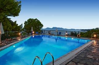 ΝΙΚΙΑΝΑ - ΛΕΥΚΑΔΑ ALIKI HOTEL LEFKADA 4* με θέα στο Ιόνιο και στον Σκορπιό! Η Νικιάνα ιδρύθηκε κατά τον 2ο παγκόσμιο πόλεμο και είναι ένας παραδοσιακός οικισμός στη ρίζα του όρους Σκάρος.