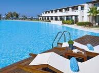 13/6-3/7 & 4/7-21/8 22/8-18/9 22/8-18/9 4/7-21/8 Δίκλινο Deluxe Garden View 510 648 710 903 Δίκλινο Deluxe Sea View 570 699 794 974 Δίκλινο Deluxe family 885 1020 1235 1420 3ο άτομο -30% -30% -30%