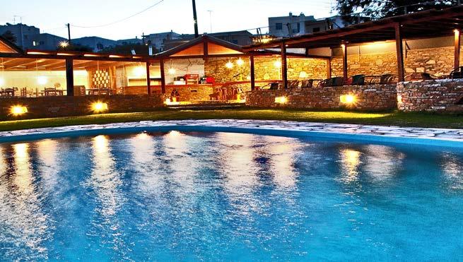 ...διακοπές στο νησί της Μεγαλόχαρης AEOLOS BAY HOTEL 3* ΧΩΡΑ - ΤΗΝΟΣ Το ξενοδοχείο Aeolos Bay, παιδί του Ξένιου Δία, το έσπειρε ο θεός της φιλοξενίας σε μία όμορφη αιγαιοπελαγίτικη ακτή στο