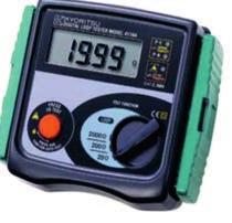 automatã a capacitãþilor înmagazinate în circuit Funcþia Timer ºi indicarea timpului de mãsurã Permite mãsurarea indexului de polarizare Semnalizare circuit sub tensiune.