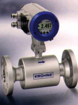 Debitmetre ultrasonice Debitmetrele ultrasonice sunt utilizate pentru mãsurarea debitului volumetric. Debitmetrele ultrasonice permit mãsurãri de precizie care sunt independente de profilul curgerii.