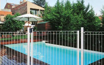 Panouri Bekazur Classic si Bekazur 2D sunt sisteme de panou pentru protectia piscinelor, executia lor le face, conform normelor, rigide, multifunctionale si elegante.